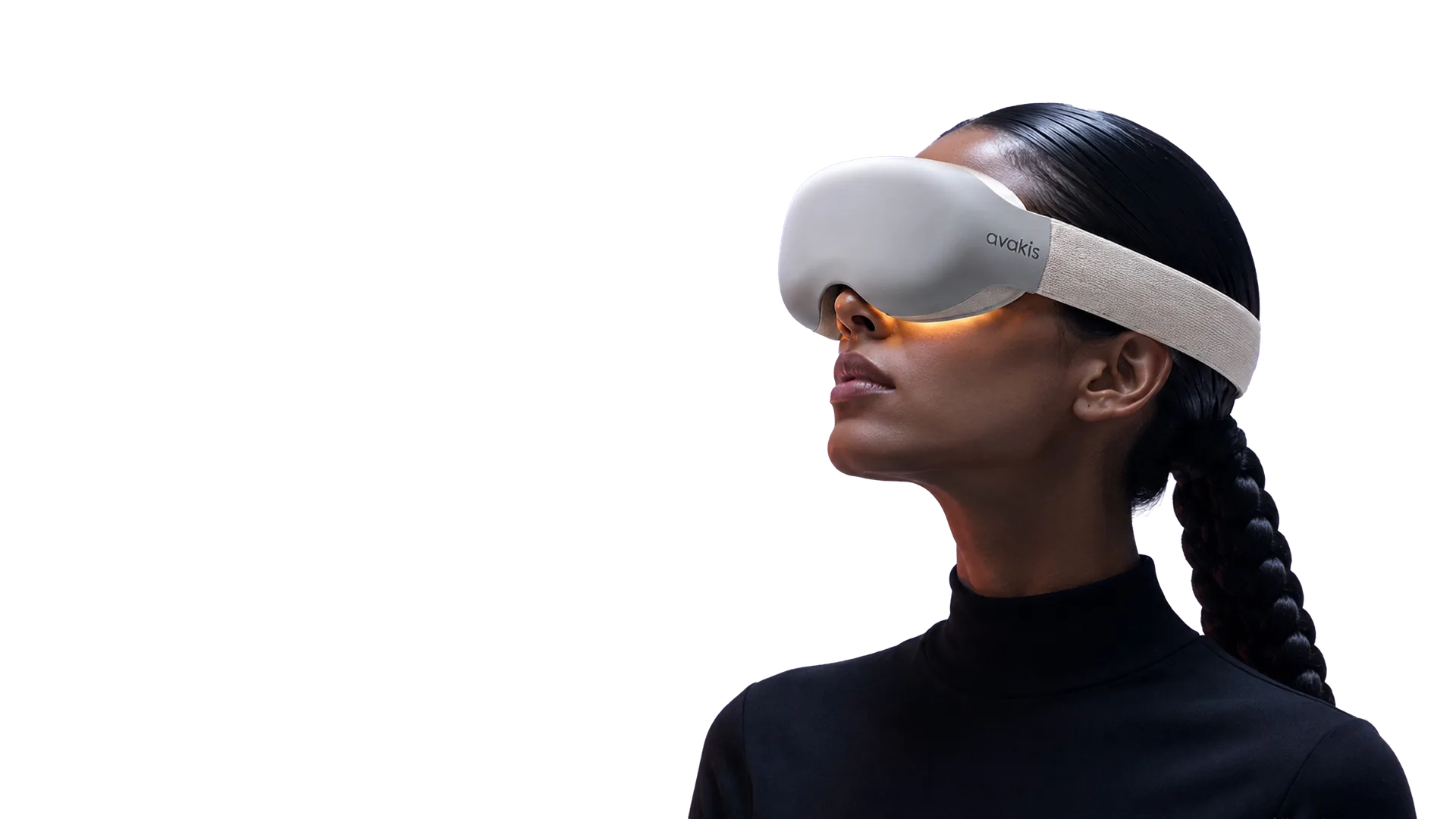 Frau trägt avakis – das Wearable für immersives Tageslicht